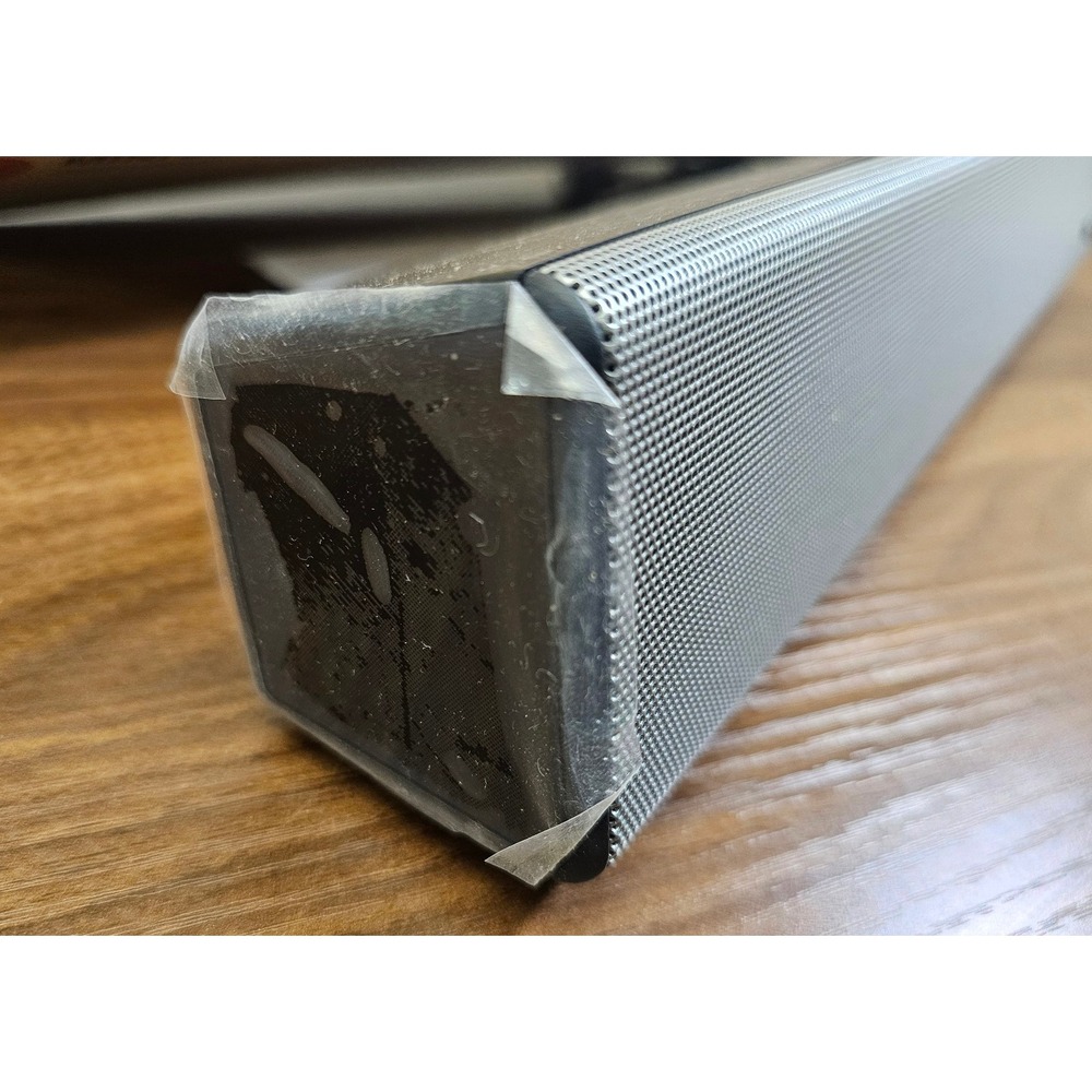 Taotronics mini sound bar model TT-SK018. Opened box - Picture 4 of 9